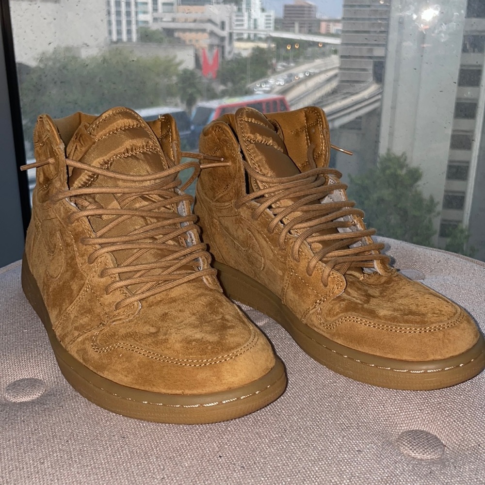 Brand New Jordan 1 Retro High Wheat